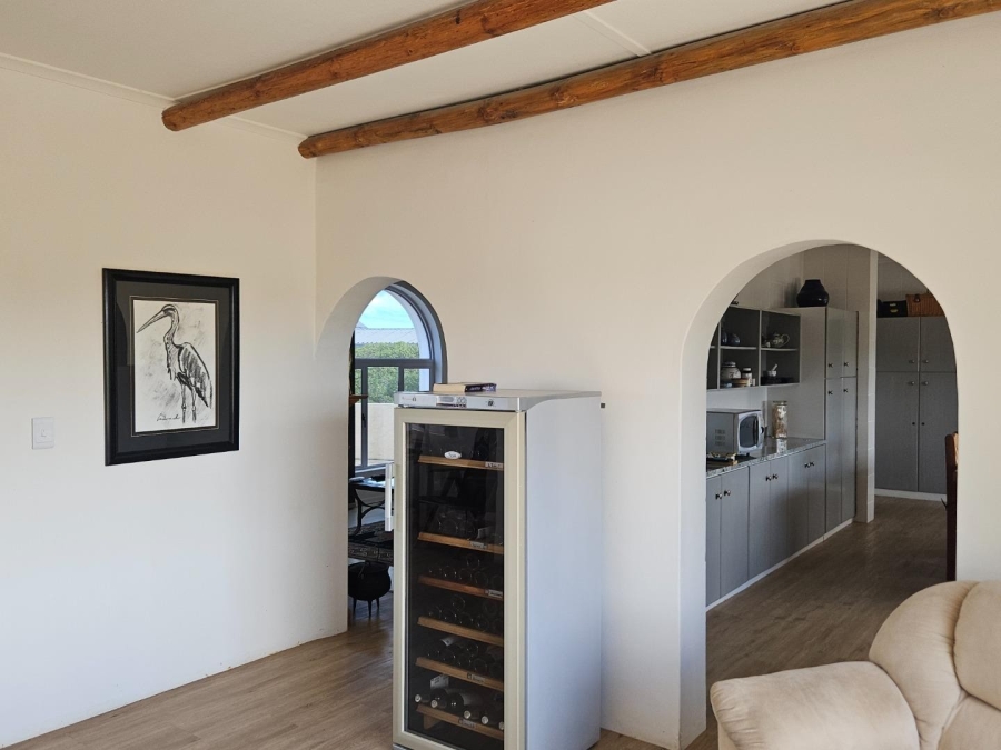 4 Bedroom Property for Sale in Pearly Beach Western Cape